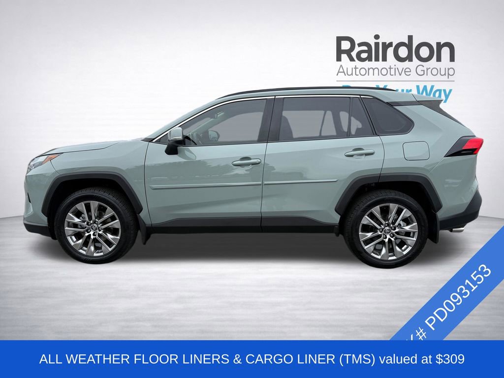 Used 2023 Toyota RAV4 XLE Premium image 4
