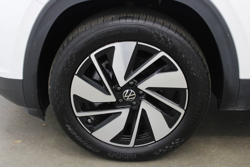 Used 2025 Volkswagen Atlas SE AWD/4WD image 27