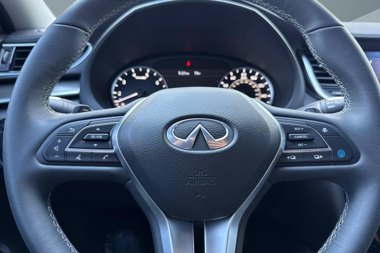 Used 2025 INFINITI QX50 Pure AWD/4WD image 11