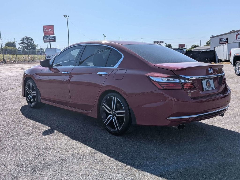 Used 2016 Honda Accord Sport image 7