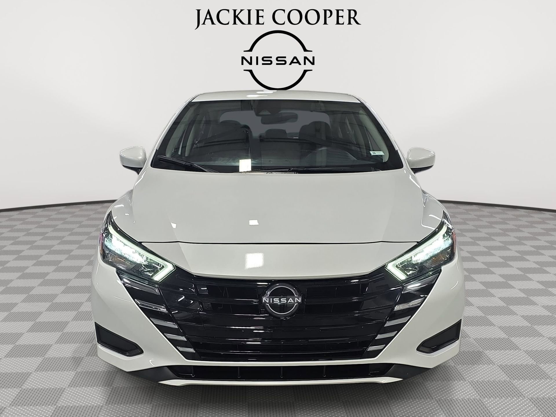 Certified 2025 Nissan Versa SV w/ Trunk Package image 2