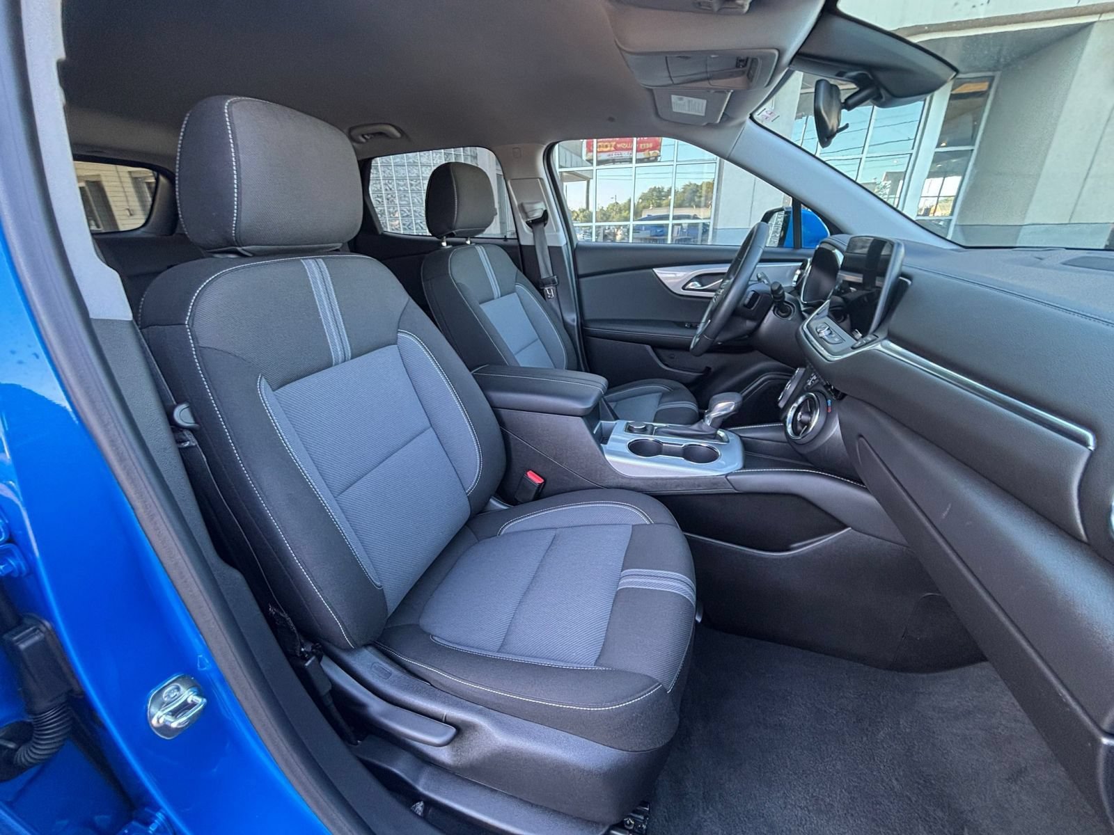 Used 2026 Chevrolet Blazer LT FWD image 36