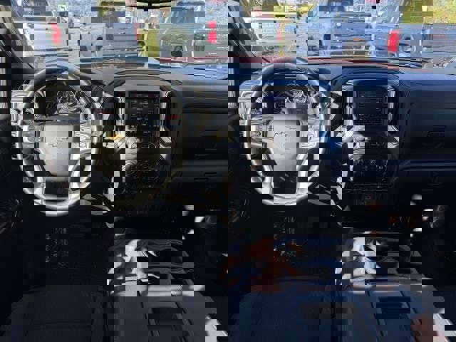 Used 2021 Chevrolet Silverado 1500 LT w/ Bed Protection Package image 14