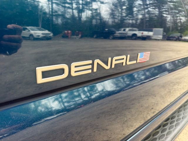 Used 2005 GMC Yukon Denali AWD/4WD image 9