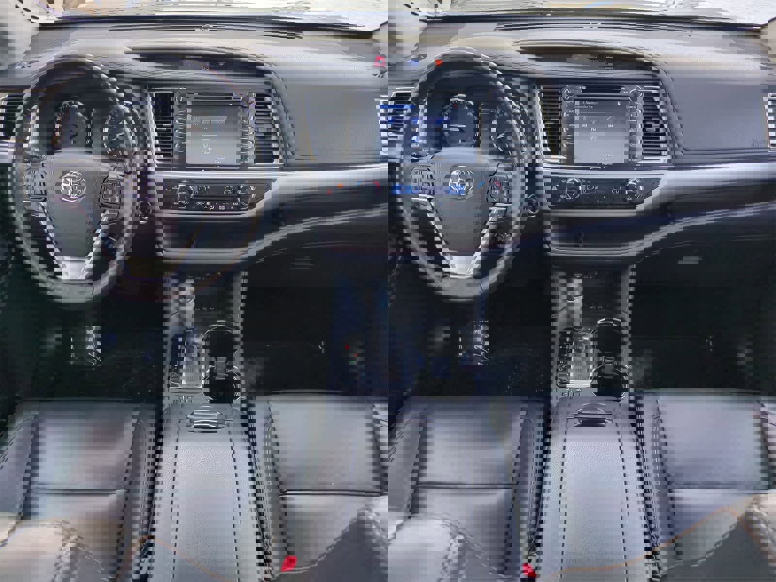 Used 2019 Toyota Highlander XLE image 15