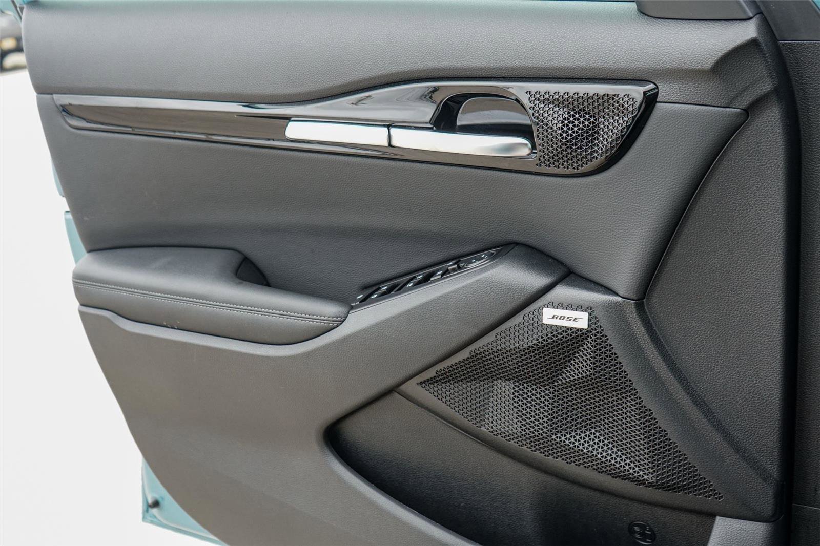 Used 2024 Kia Seltos SX AWD/4WD image 19