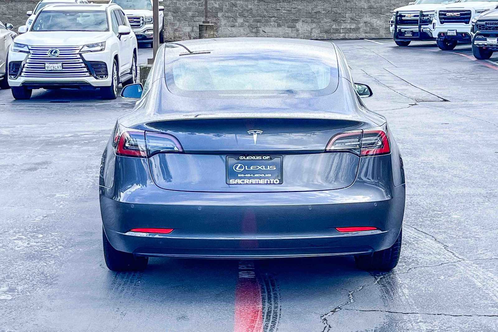 Used 2018 Tesla Model 3 Long Range image 3