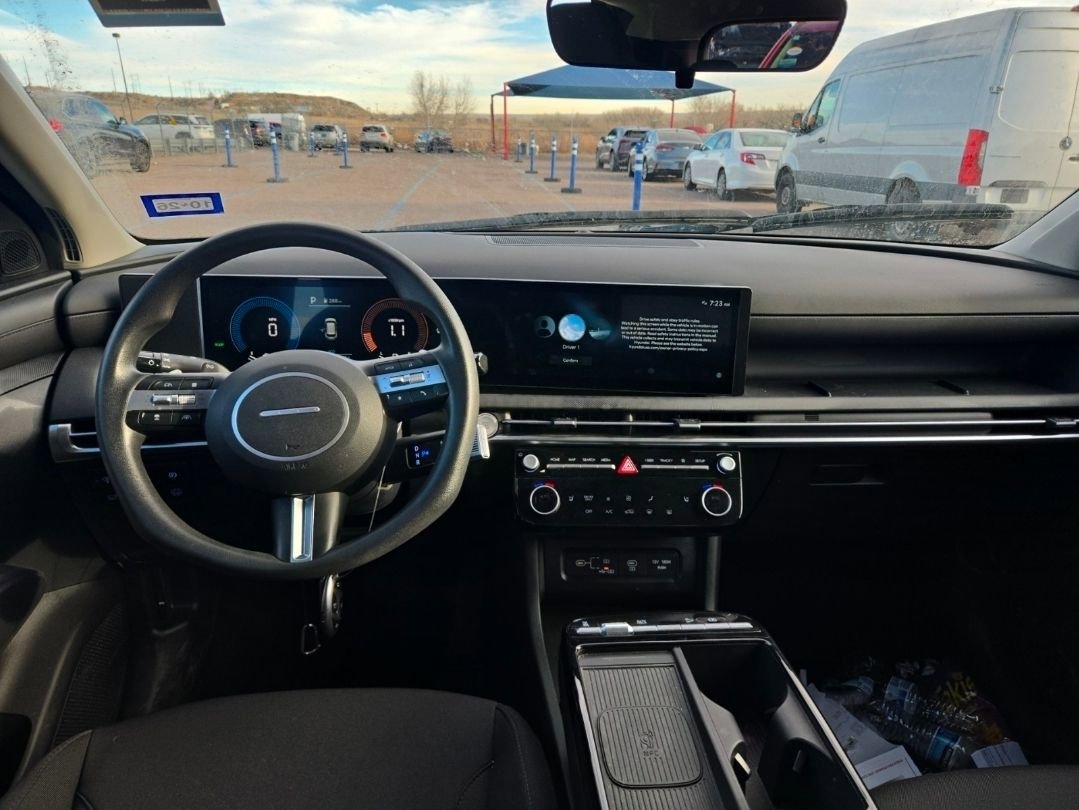 Used 2025 Hyundai Tucson Blue image 7