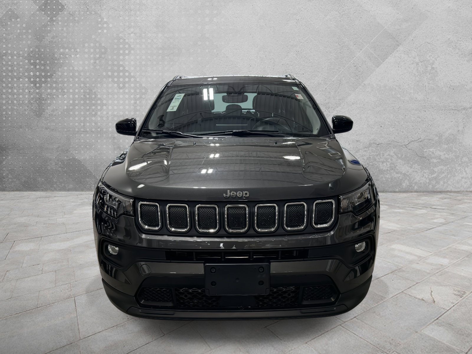Used 2022 Jeep Compass Latitude w/ Sun and Sound Group AWD/4WD image 2