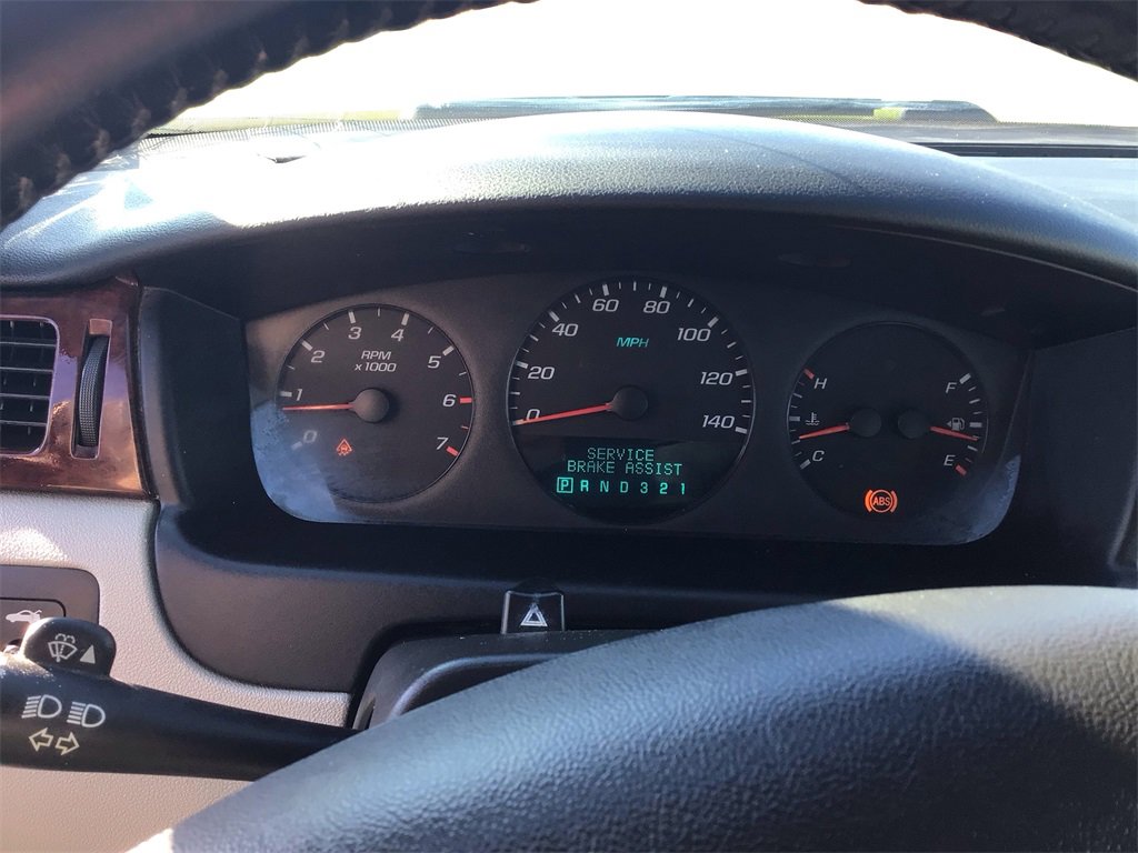 Used 2006 Chevrolet Impala LTZ image 16