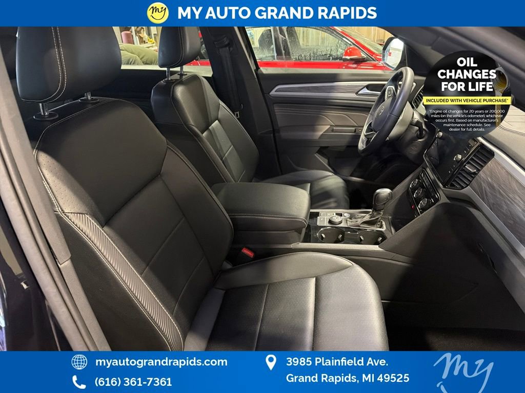 Used 2022 Volkswagen Atlas Cross Sport SE image 29
