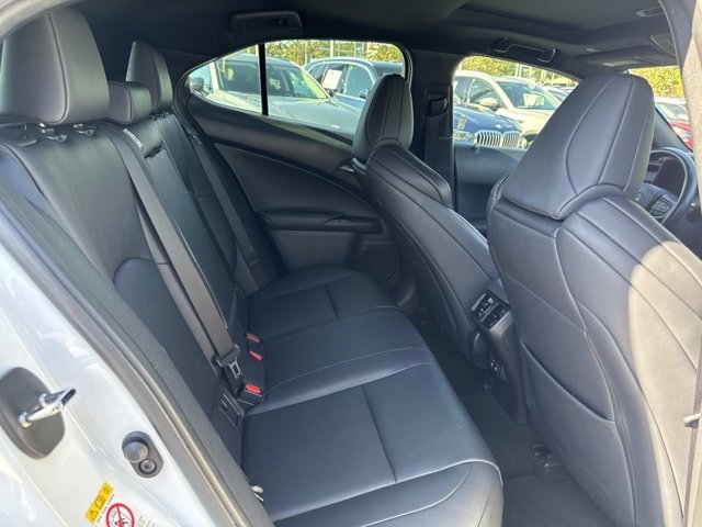 Used 2019 Lexus UX 200 F Sport image 20