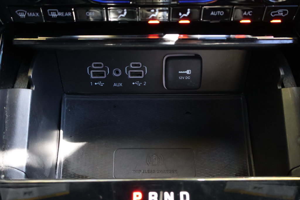 Used 2023 Jeep Grand Cherokee L Laredo AWD/4WD image 22