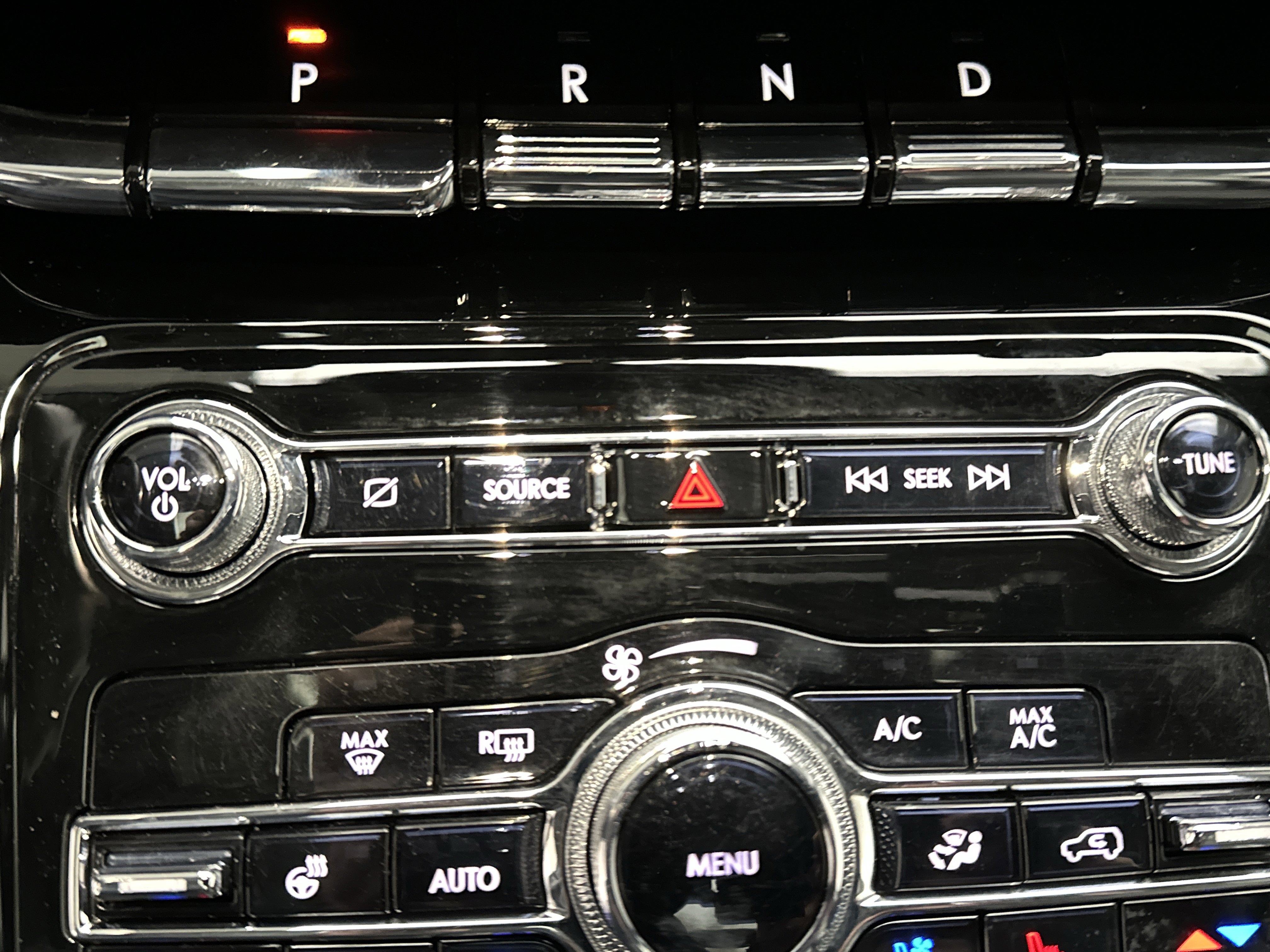 Used 2021 Lincoln Corsair Reserve w/ Equipment Group 201A image 43