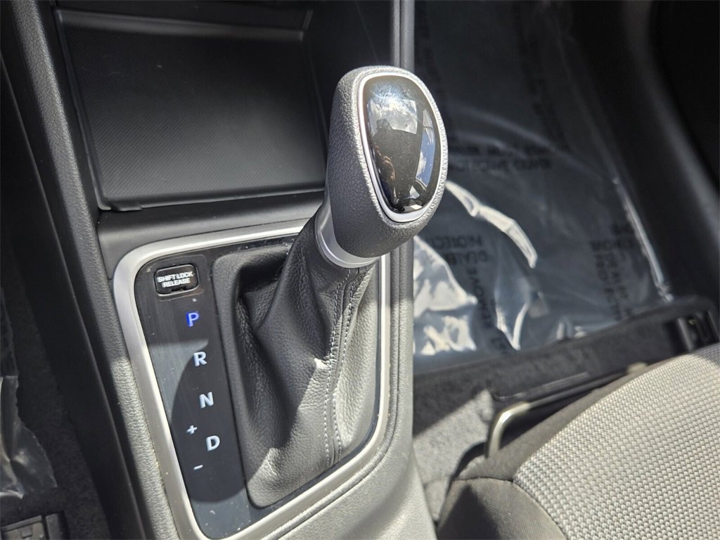 Used 2022 Hyundai Accent SEL w/ Cargo Package image 18