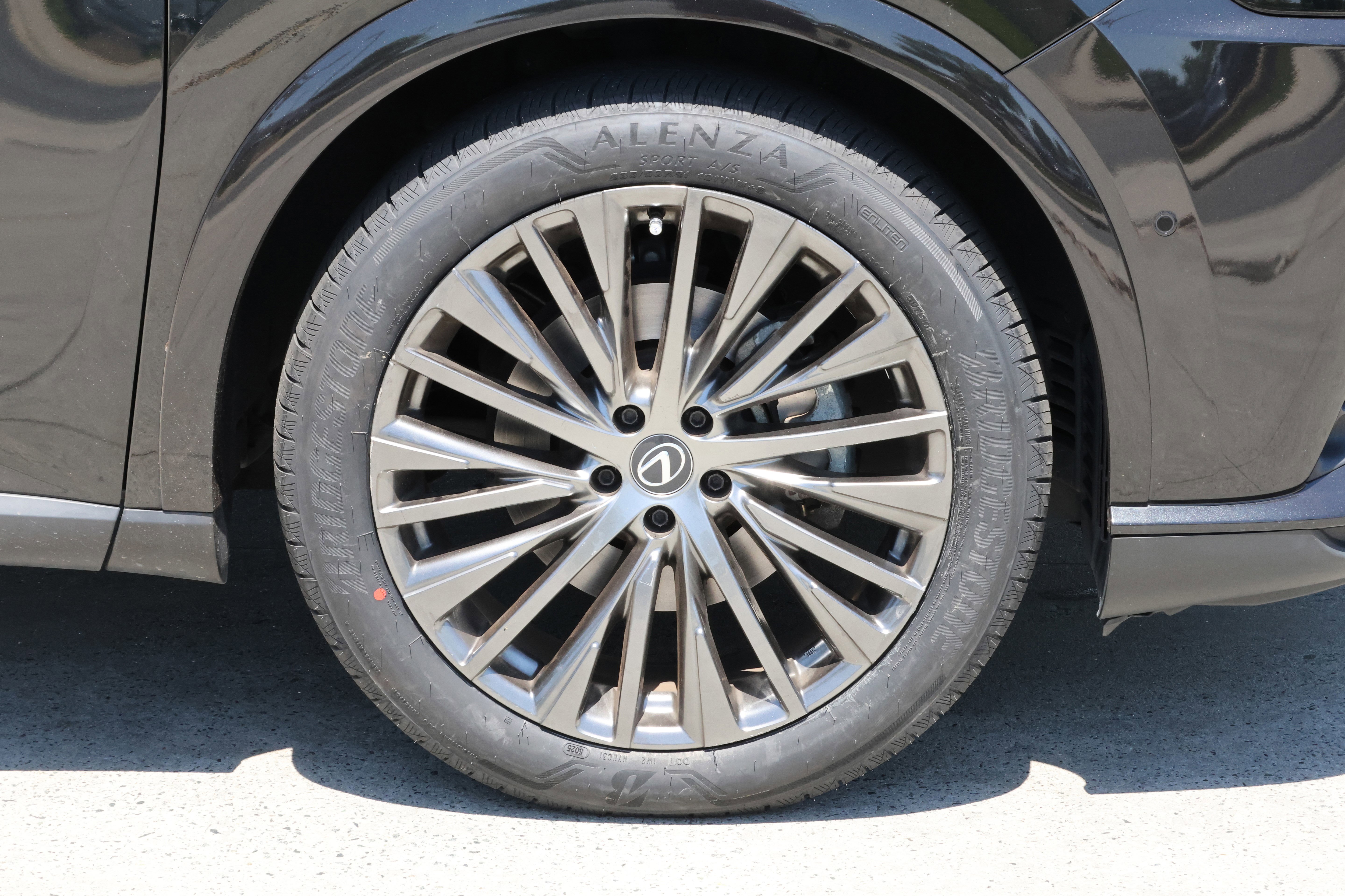 Used 2023 Lexus RX 350 FWD w/ Cold Area Package image 11