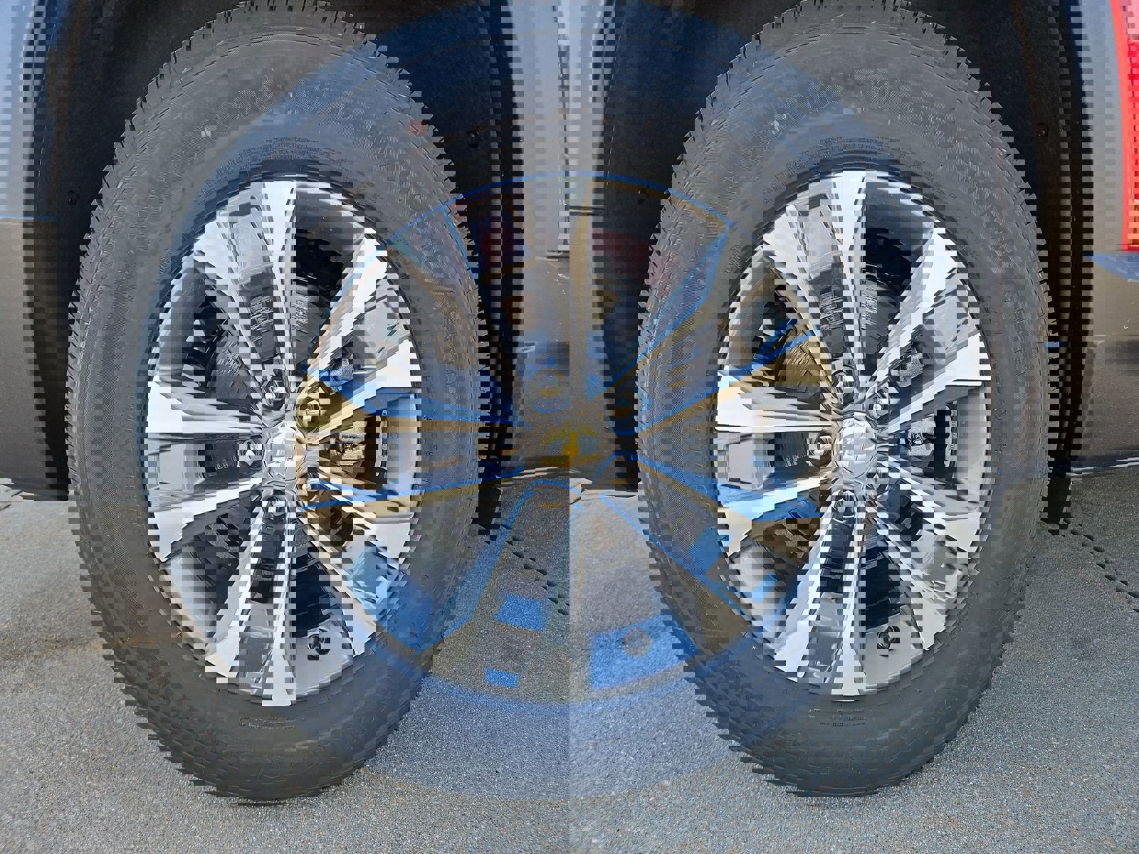 New 2026 Chevrolet Equinox LT w/ Convenience Package II image 5