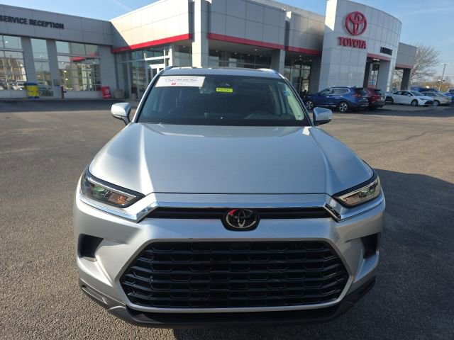 Certified 2025 Toyota Grand Highlander XLE image 3