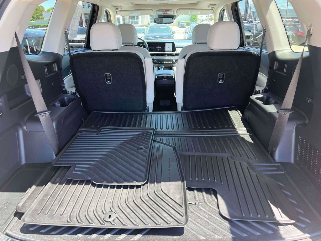 Used 2024 Kia Telluride SX w/ Towing Package AWD/4WD image 7