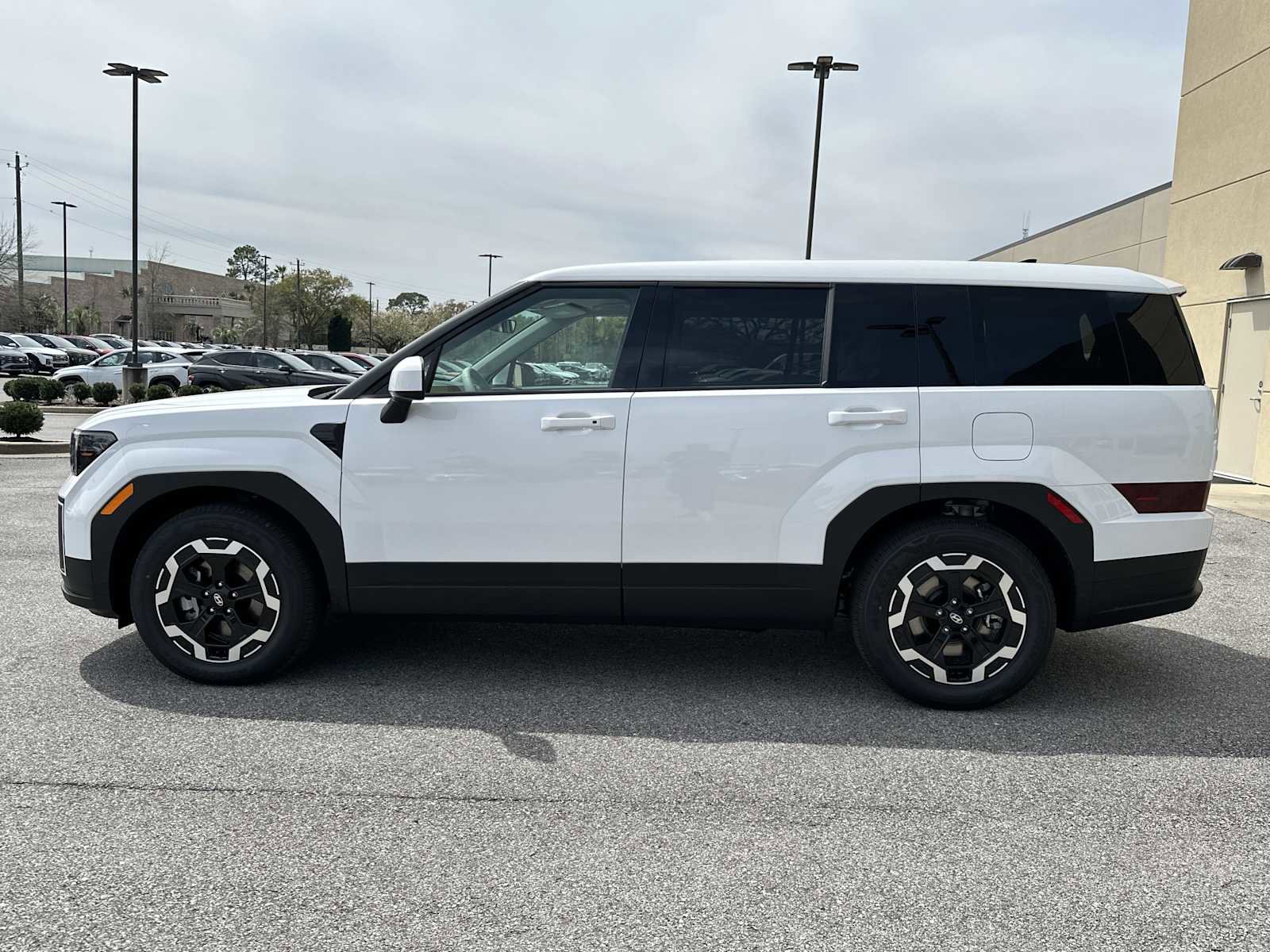 New 2026 Hyundai Santa Fe SE image 4