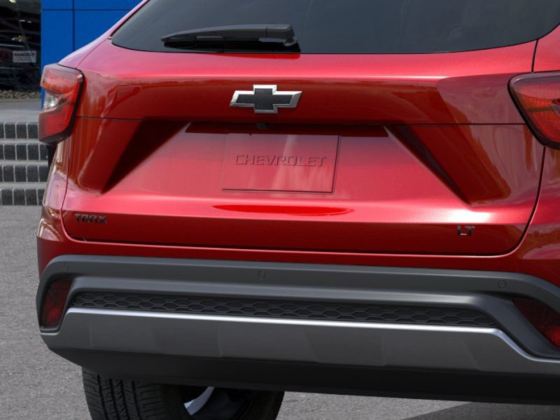 New 2026 Chevrolet Trax LT w/ Driver Confidence Package FWD image 14