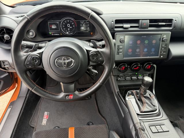 Used 2023 Toyota GR86 10th Anniversary SE image 12