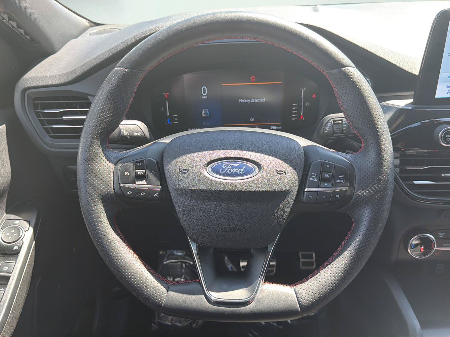 Used 2024 Ford Escape ST-Line AWD/4WD image 14
