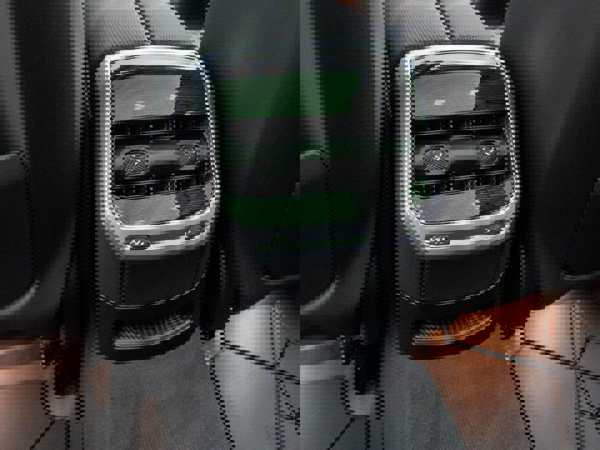 New 2026 BMW 750e xDrive w/ Executive Package image 25