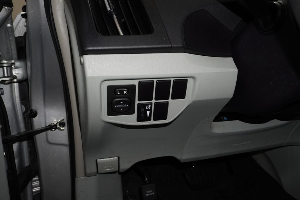 Used 2015 Toyota Prius Two FWD image 19