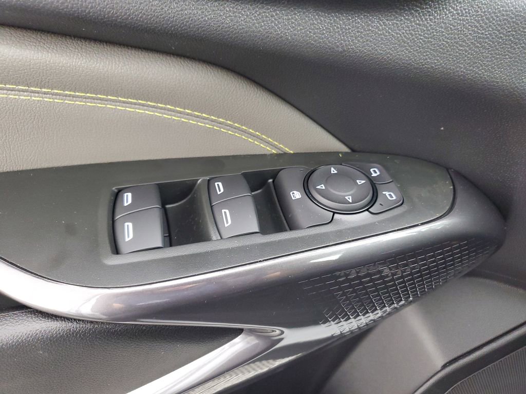 New 2026 Chevrolet Trax ACTIV FWD image 27