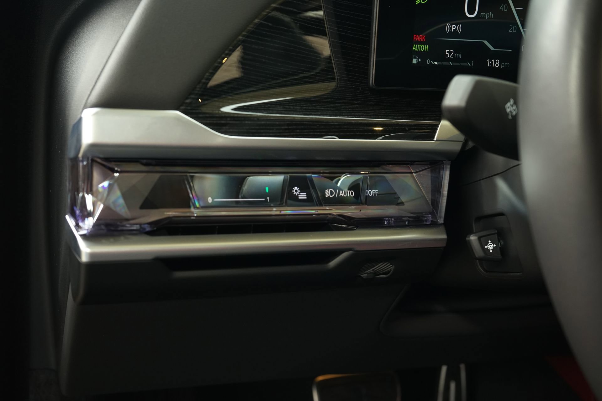 Used 2025 BMW 740i image 22