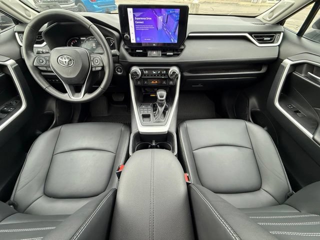 Used 2025 Toyota RAV4 XLE Premium w/ Weather Package AWD/4WD image 19