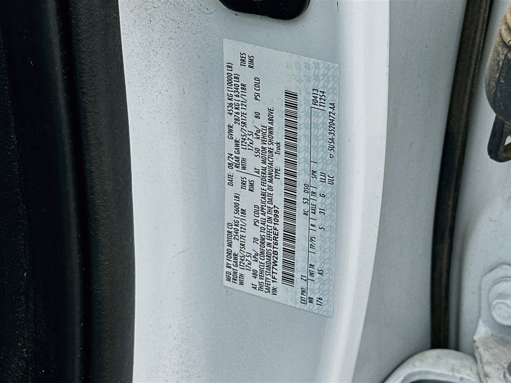 Used 2024 Ford F250 XL AWD/4WD image 12