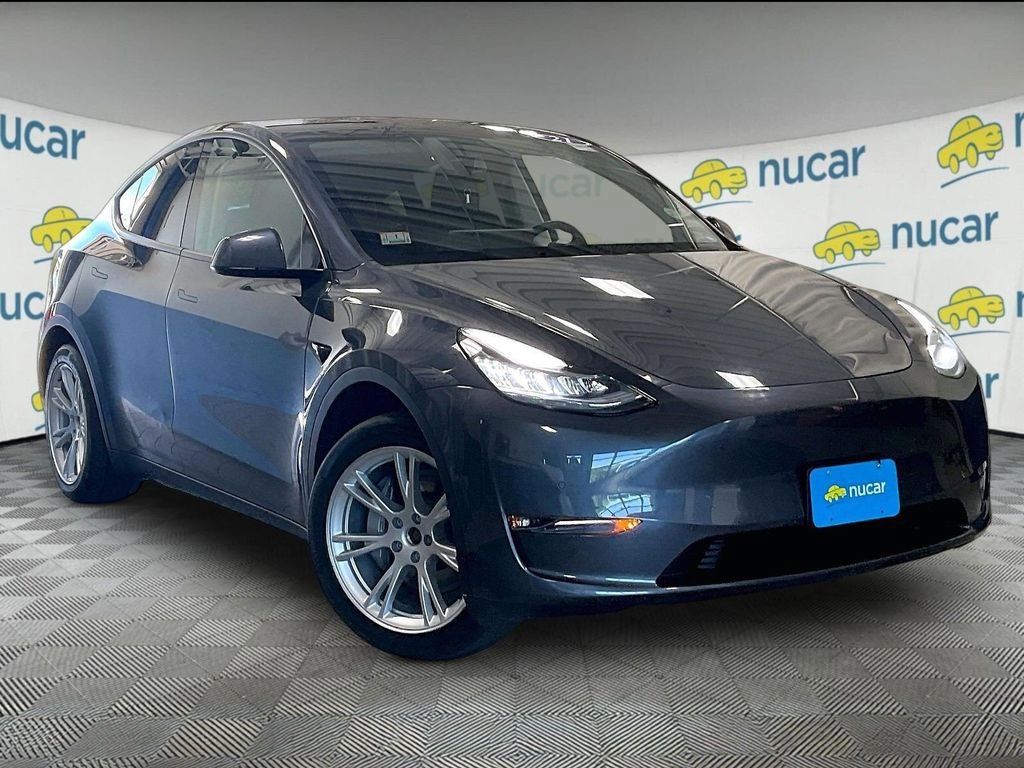 Used 2021 Tesla Model Y Long Range AWD/4WD image 1