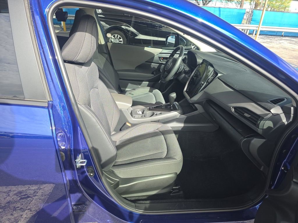 Used 2024 Subaru Crosstrek 2.0i Premium image 13