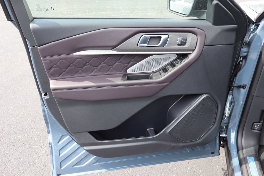 New 2027 Ford Explorer Platinum AWD/4WD image 24