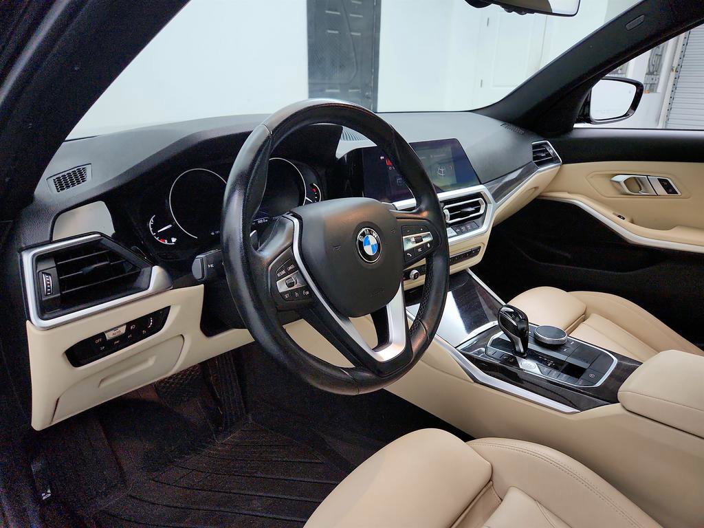 Used 2019 BMW 330i Sedan w/ Convenience Package RWD image 13