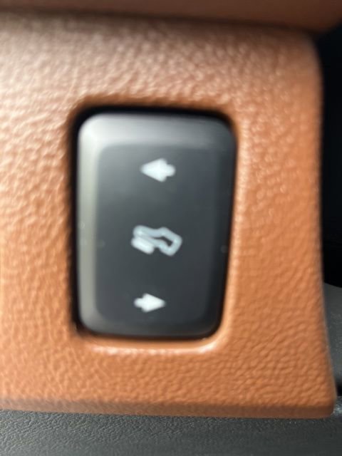 Used 2024 Lincoln Navigator L Reserve image 17