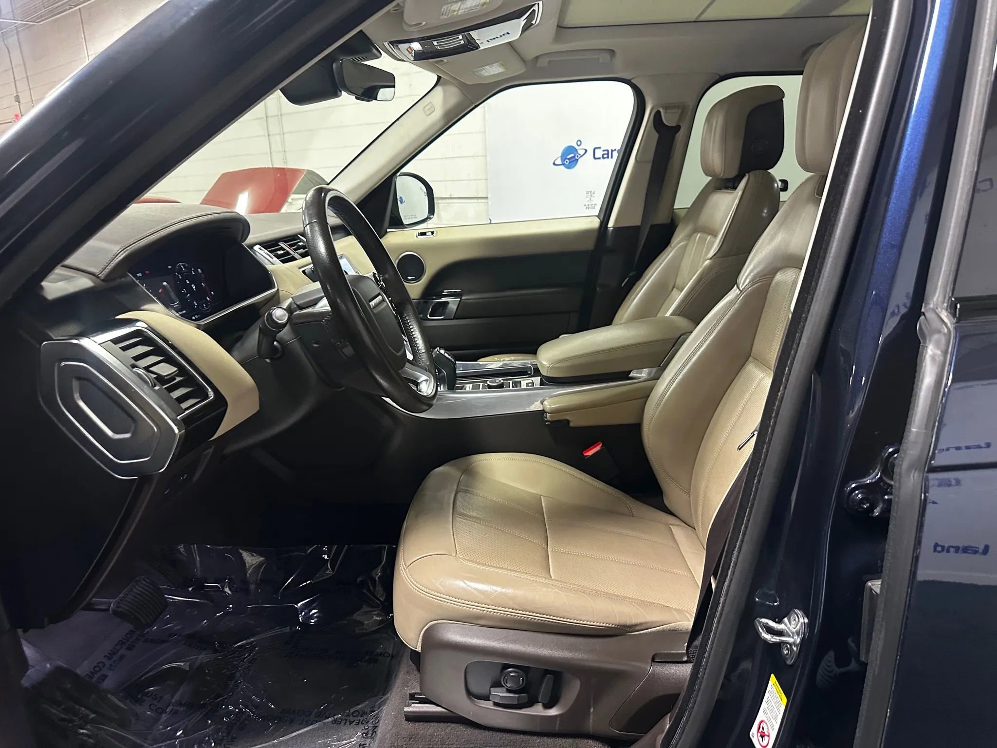 Used 2019 Land Rover Range Rover Sport HSE image 10