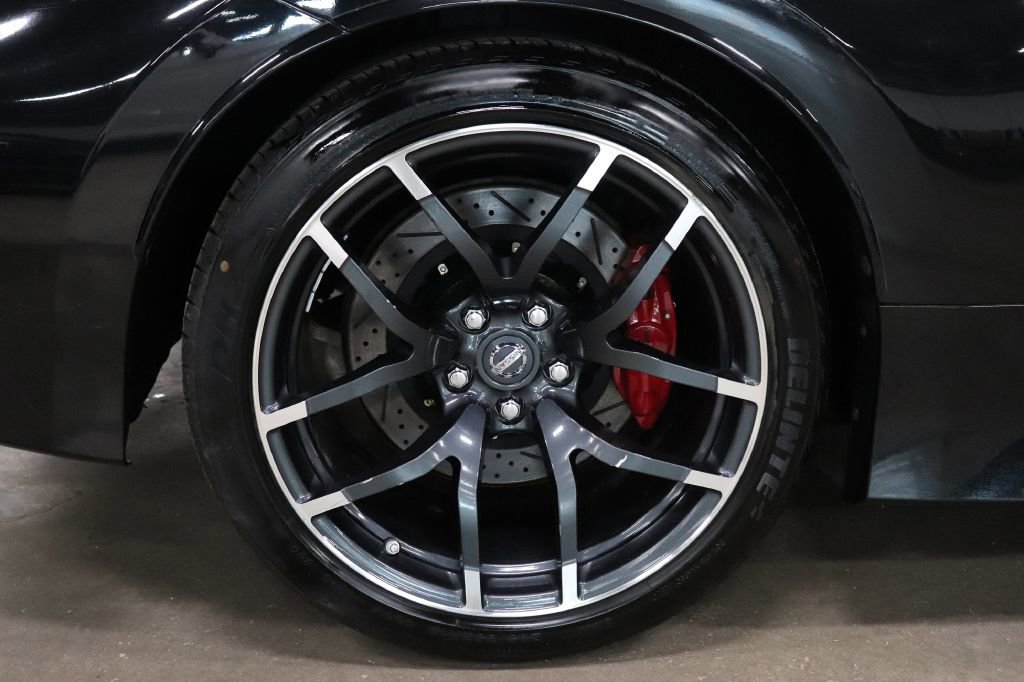 Used 2016 Nissan 370Z NISMO image 29