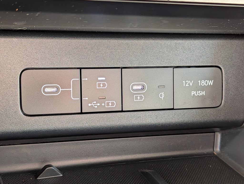 Used 2025 Hyundai Sonata SEL FWD image 40
