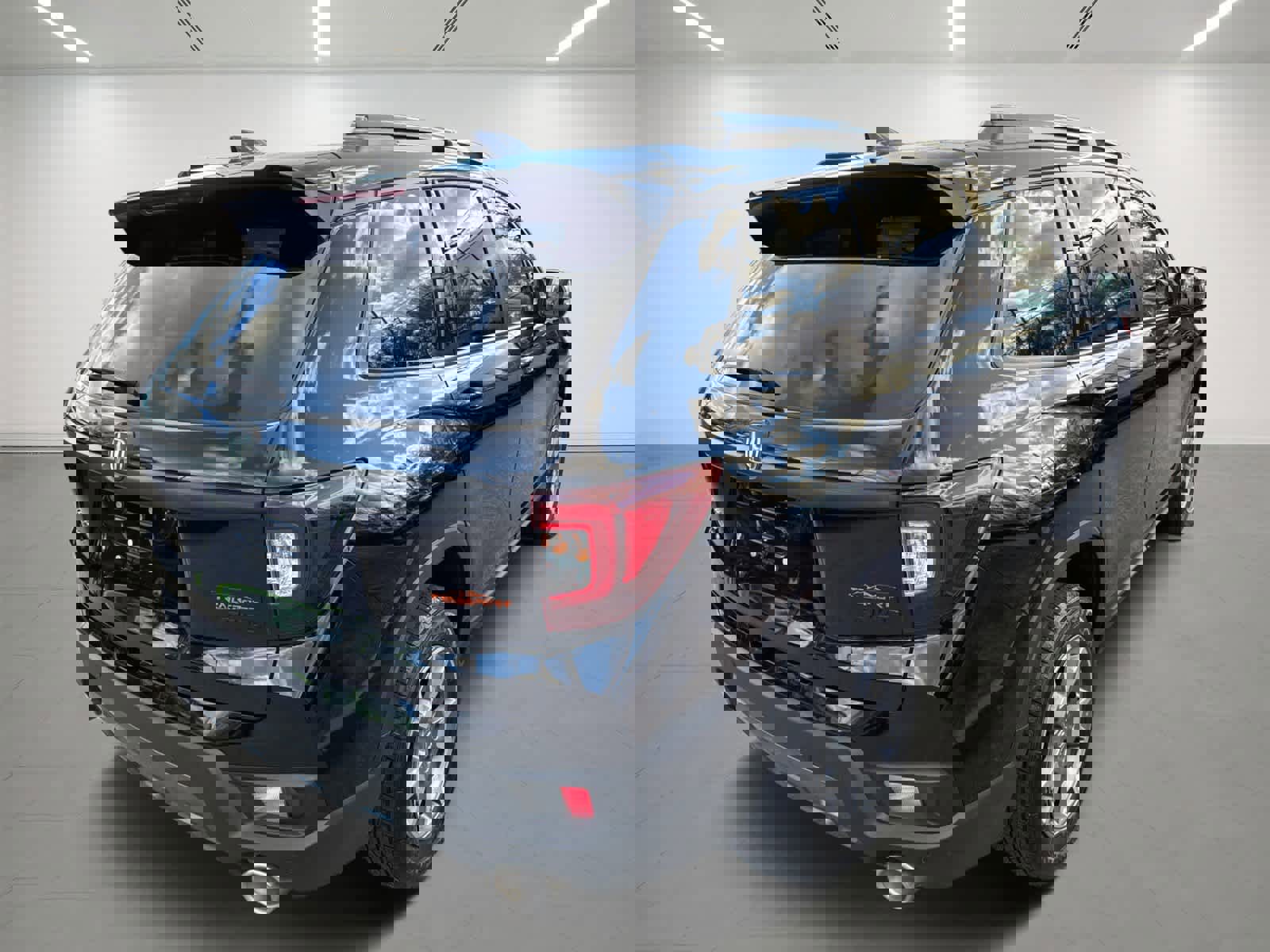 Used 2023 Honda Passport TrailSport image 6