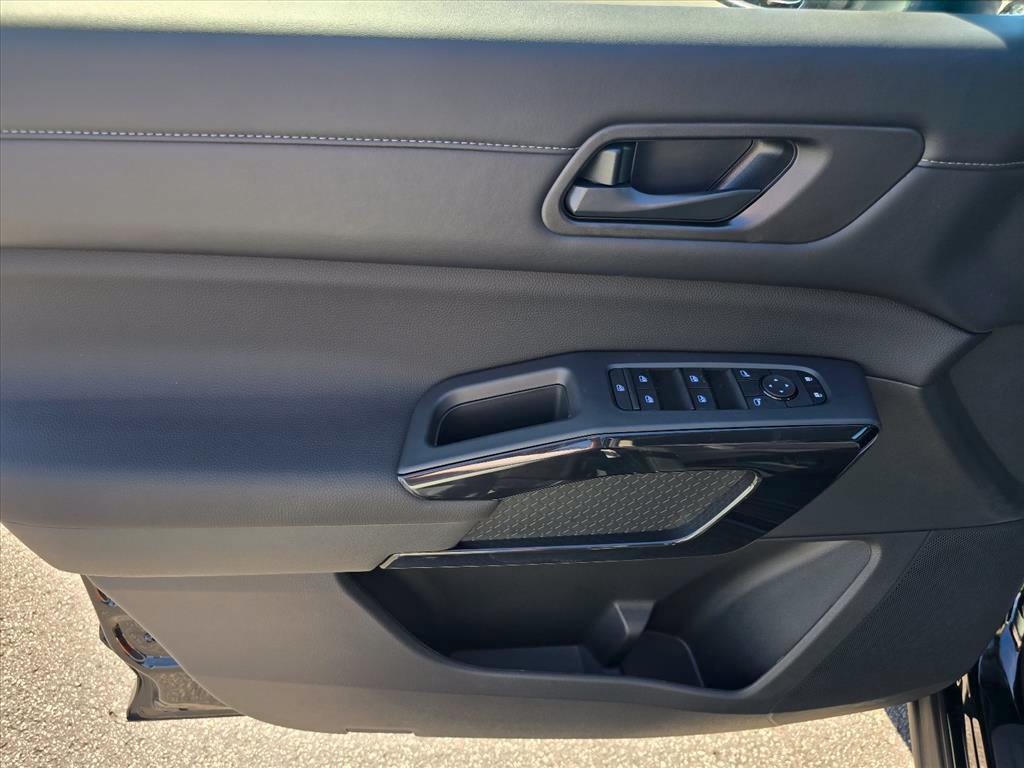 New 2026 Nissan Pathfinder SV AWD/4WD image 7
