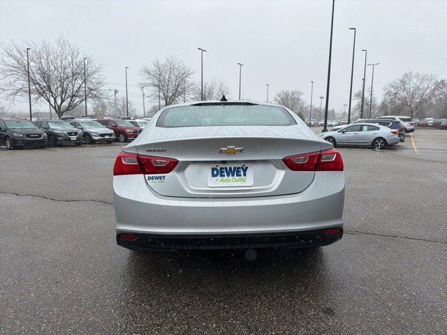 Used 2022 Chevrolet Malibu LS FWD image 4