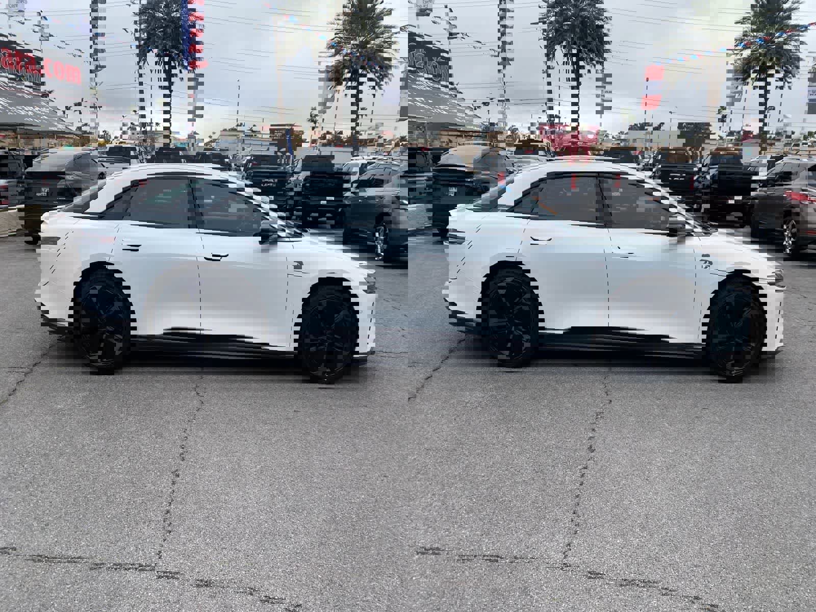 Used 2024 Lucid Air Pure image 4