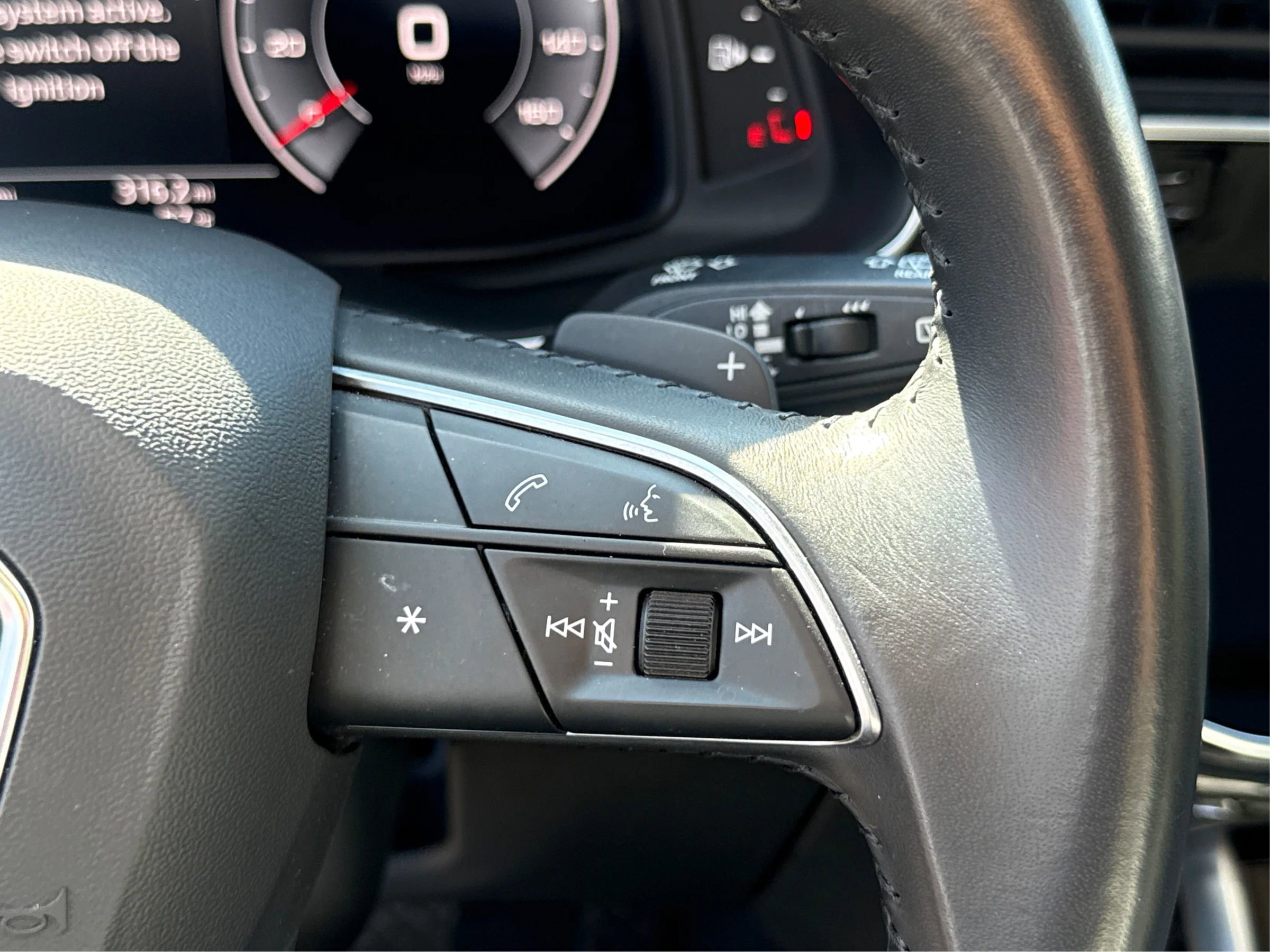 Used 2020 Audi Q7 3.0T Premium Plus image 38