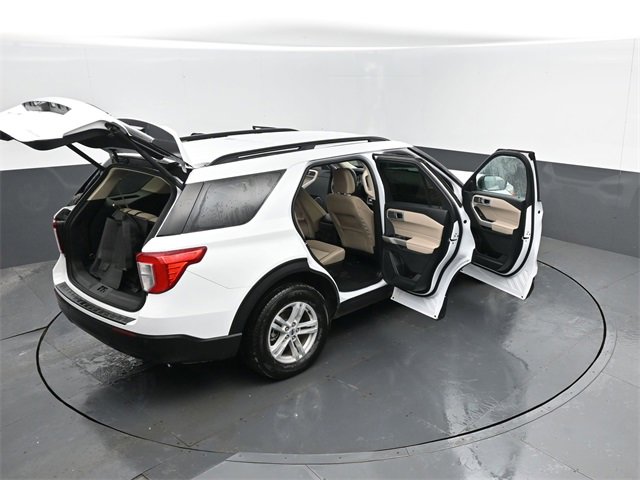 Used 2024 Ford Explorer XLT image 29