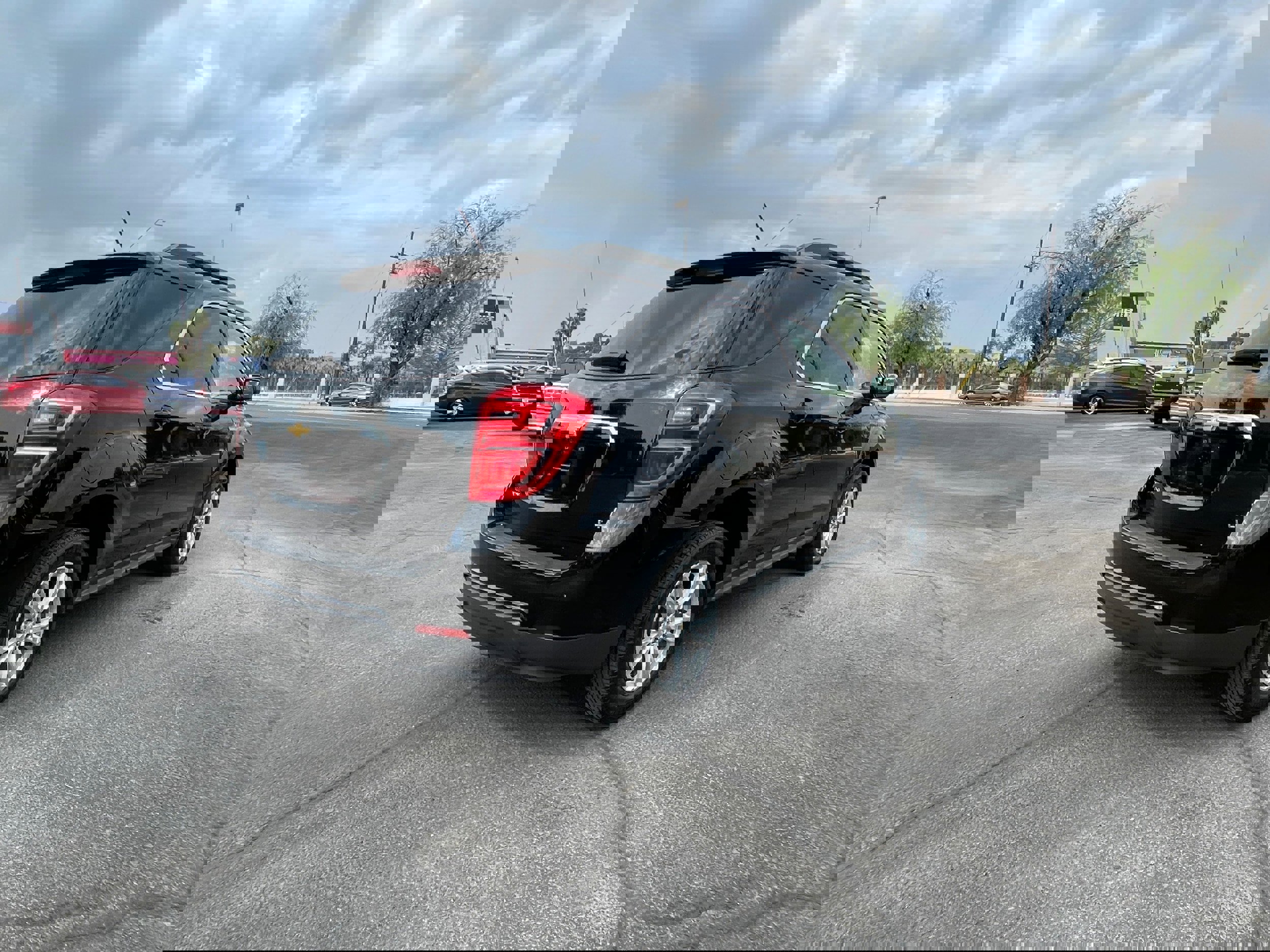 Used 2017 Chevrolet Equinox LT image 5