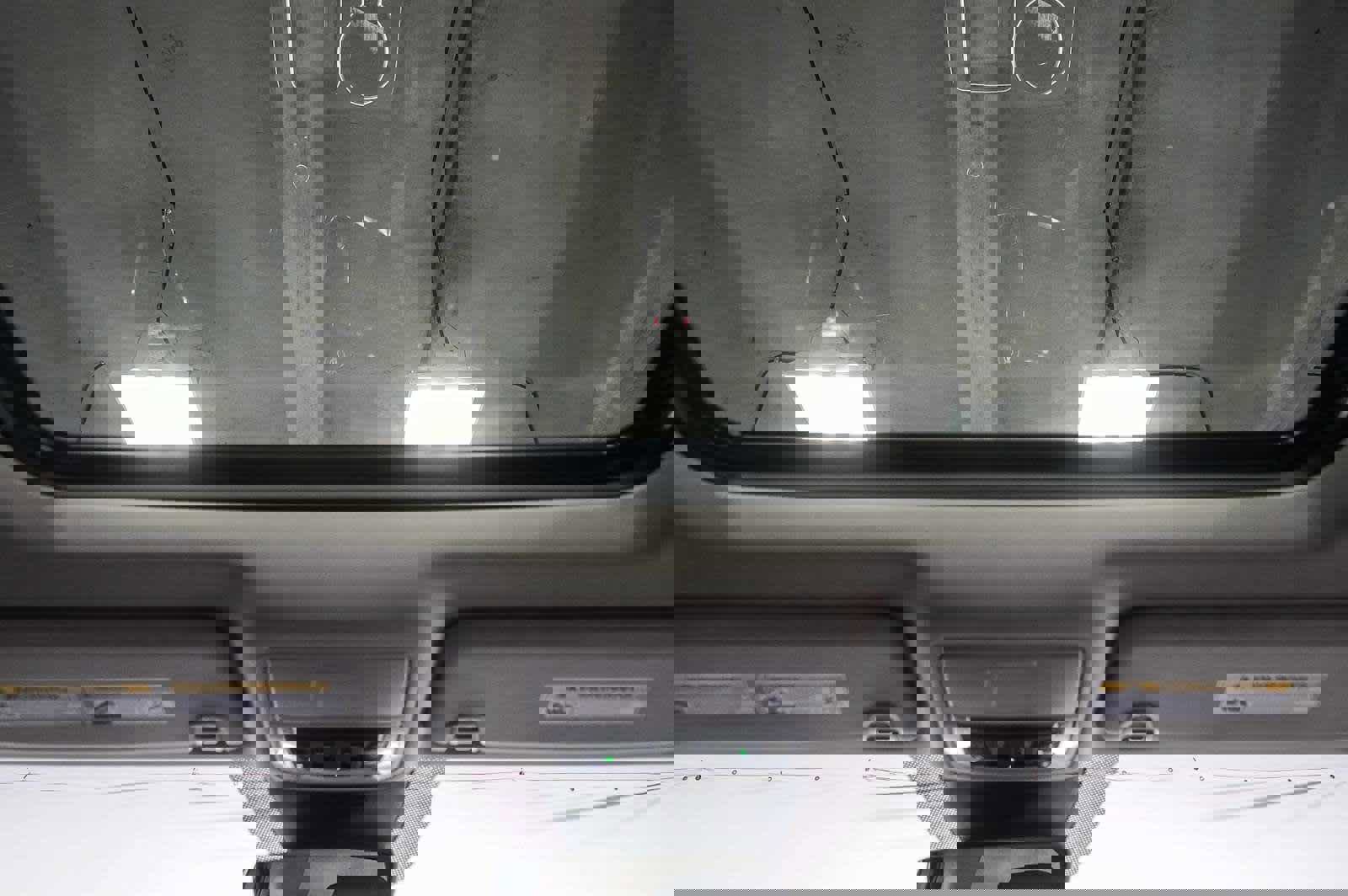 Used 2025 Acura MDX SH-AWD image 15