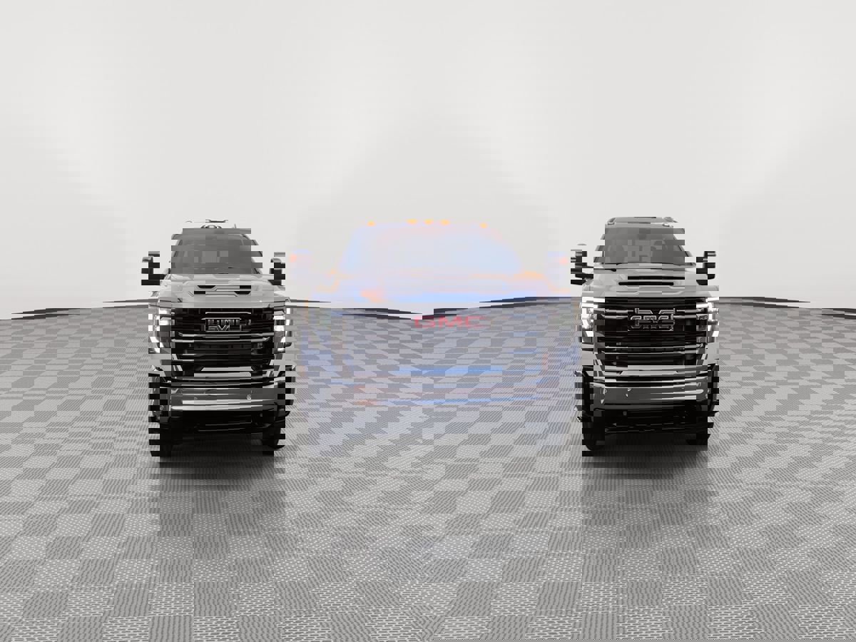 Used 2024 GMC Sierra 3500 SLT w/ SLT Premium Package image 2